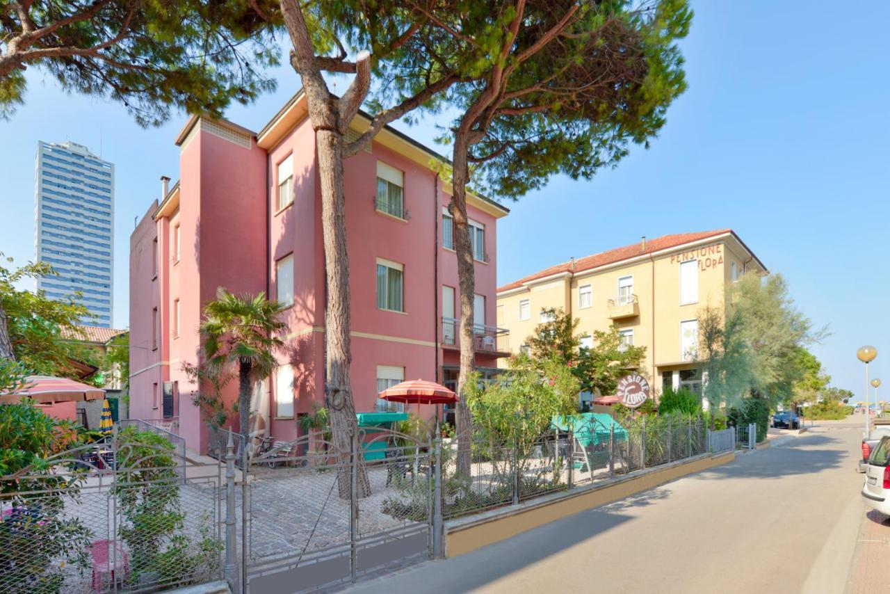 Hotel Flora Capri Cesenatico Ngoại thất bức ảnh